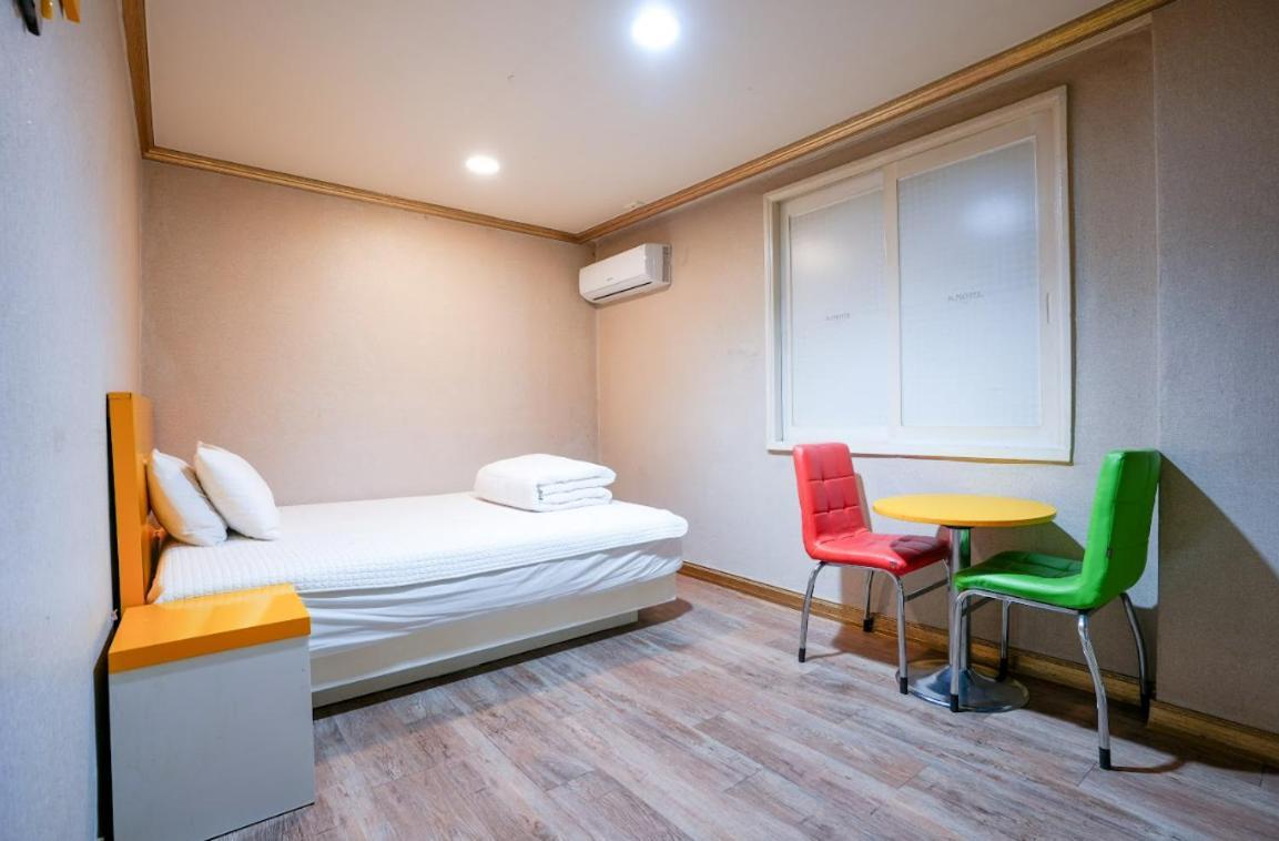 K Motel Daeyeon Busan Exterior foto